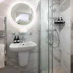 La Croix Nocleg ze śniadaniem *